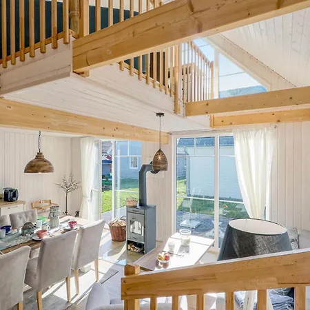 Holiday home 2 Bedroom Lovely In Zerpenschleuse
