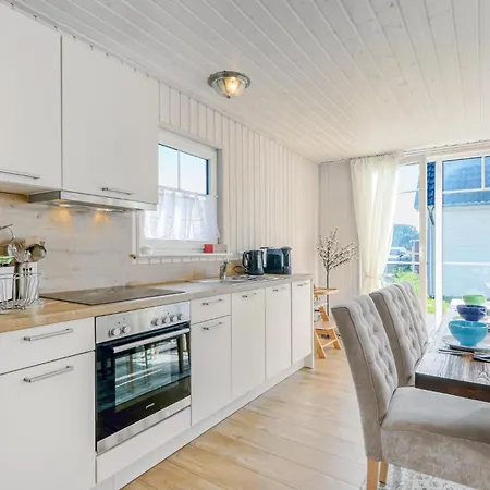 2 Bedroom Lovely In Zerpenschleuse