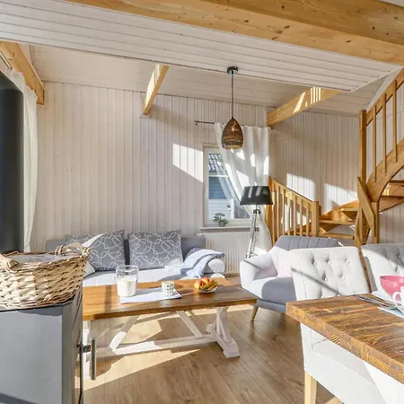 2 Bedroom Lovely In Σπίτι διακοπών *